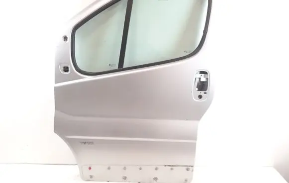 Opel Vivaro Front door