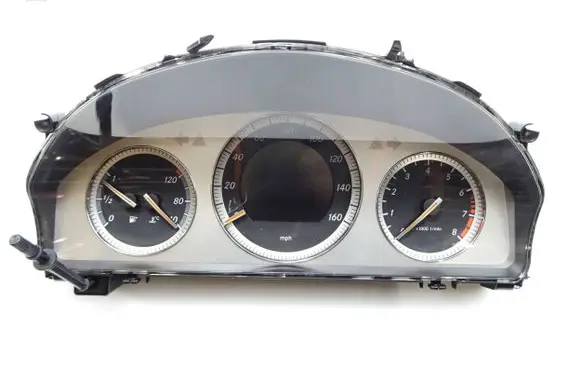 Mercedes-Benz C AMG W204 Speedometer (instrument cluster) A2C53245324