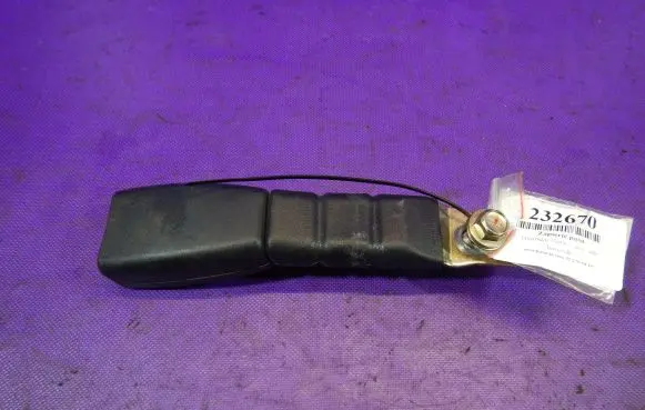 Hyundai Getz Front seatbelt buckle