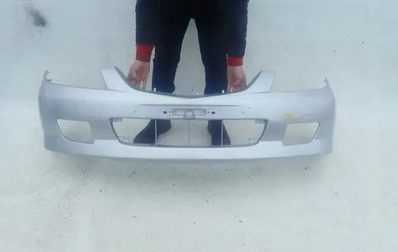 Mazda 323 F Front bumper