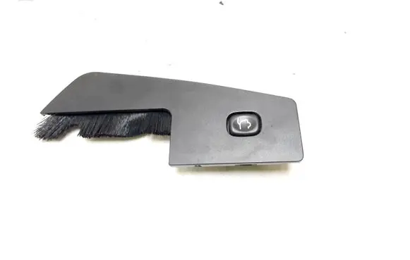 Chrysler Town u0026 Country V Tailgate/trunk/boot open switch P04602751AA