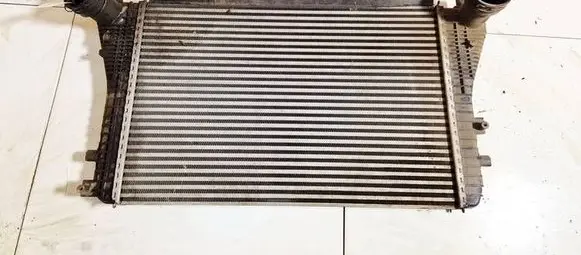 Volkswagen PASSAT B6 Intercooler radiator 3c0145805f l3393000