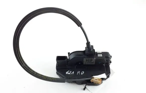 Opel Insignia A Front door lock