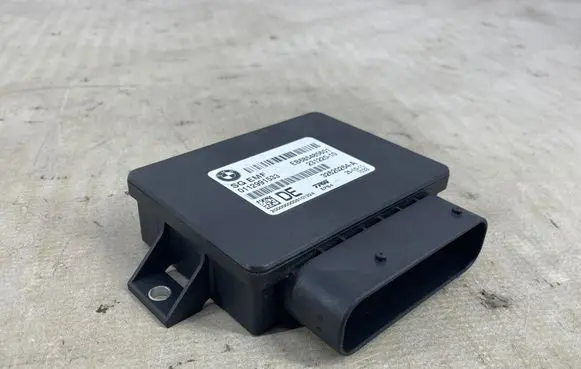BMW 5 F10 F11 Hand brake control module 685485601 231220
