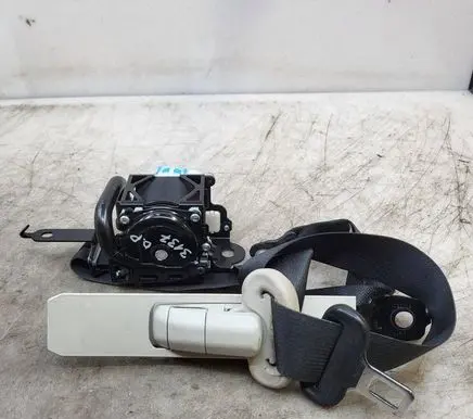 Mazda 6 Front seatbelt 0589P1000146 1077419 1085479