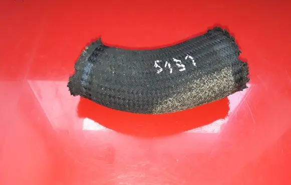 Hyundai Trajet Intercooler hose/pipe NOCODE