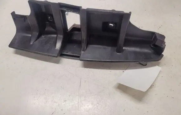 Volvo C30 Rear bumper mounting bracket 31323158