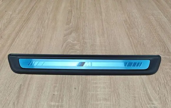 BMW 4 G22 G23 G24 G26 Front sill trim cover 8079739