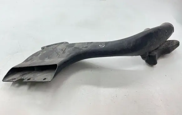 Nissan X-Trail T31 Air intake duct part 1028087S01