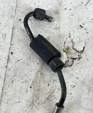 Opel Insignia A Fuel injector supply line/pipe 