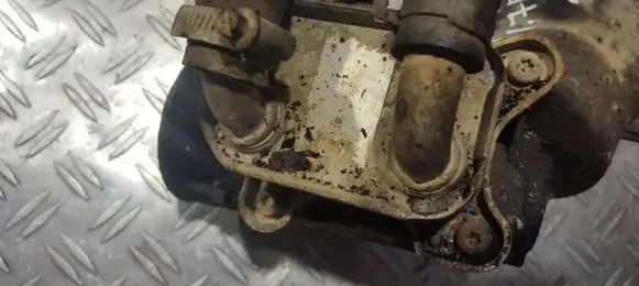 Opel Astra G Engine oil radiator 
