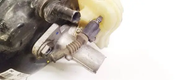 Audi A4 S4 B7 8E 8H Master brake cylinder