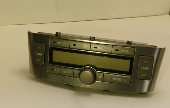 Toyota Avensis T250 Climate control unit 5590005202 559020505H