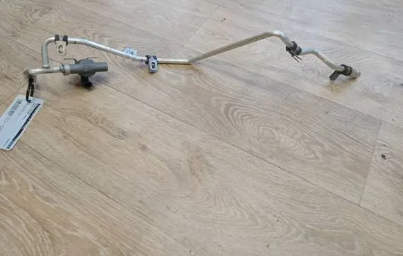 Dacia Jogger Air conditioning (A/C) pipe/hose 924405238R
