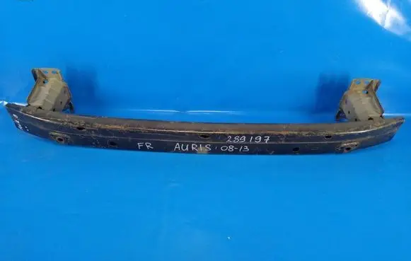 Toyota Auris 150 Front bumper foam support bar 5202102120