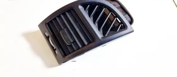 Hyundai Santa Fe Dash center air vent grill 974902b000 97490-2b000