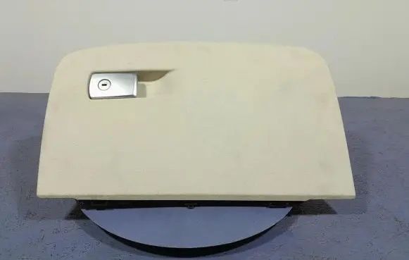 BMW 5 G30 G31 Glove box