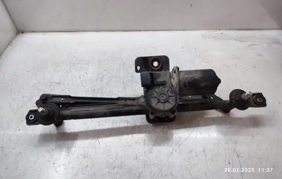 KIA Sportage Front wiper linkage and motor
