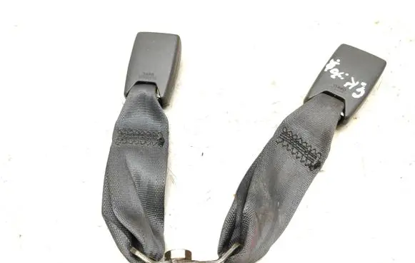Mazda 626 Rear seatbelt buckle 980409DE 980409BF GE5A