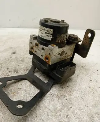 KIA Carens I ABS Pump 0K2FC437A0 BH60103600 XLCD8014846