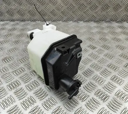 Mazda 3 Coolant expansion tank/reservoir PAF115351