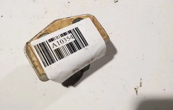Opel Vivaro Front door lock loop/hook striker 