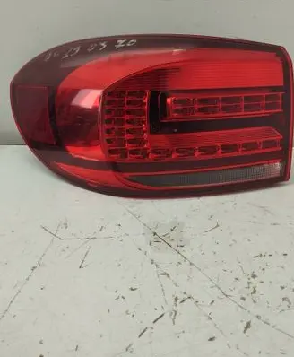 Volkswagen Tiguan Rear/tail lights 5N0945207 00091903