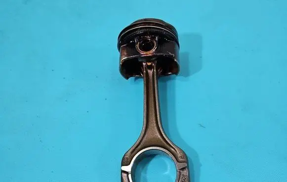 Seat Ibiza V (KJ) Piston IMPRK1455677