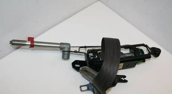 Volvo V70 Front seatbelt 570654200G 8284014 570584012F