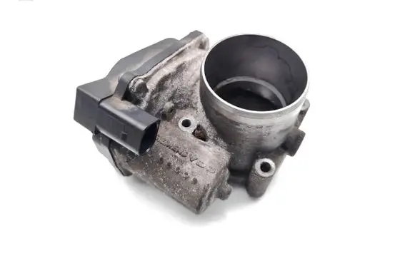 Volkswagen Tiguan Electric throttle body valve 03C133062C A2C53030936