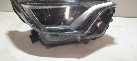 Toyota RAV 4 (XA40) Headlight/headlamp 209789B