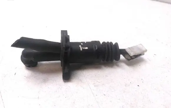Volkswagen Transporter - Caravelle T5 Clutch slave cylinder 7H0721401B