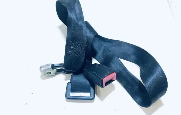 Audi A3 S3 8L Middle seatbelt (rear) 8l0857713
