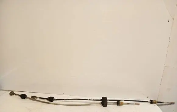 Opel Astra H Gear shift cable linkage 55350266