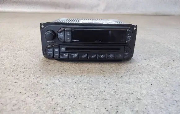 Chrysler Grand Voyager IV Radio/CD/DVD/GPS head unit P05091610ABAOP0909 P05091610AB