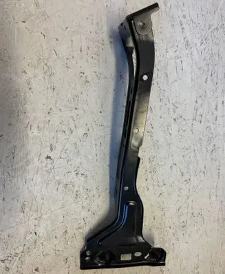 Audi A4 S4 B9 Fender mounting bracket 8W0821135C