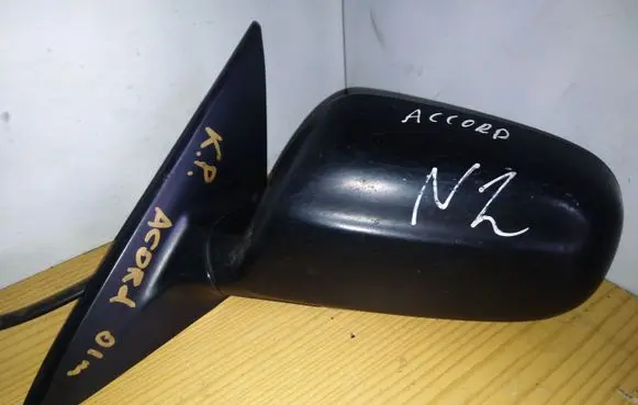 Honda Accord Front door electric wing mirror 010563