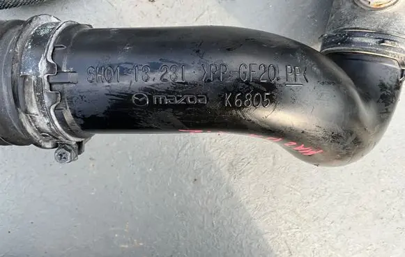 Mazda 6 Air intake duct part SH0113231 PPGF20 K6805