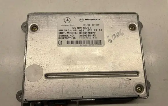 Mercedes-Benz E W211 Bluetooth control unit module A2118702726 2118702726