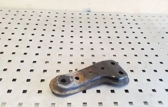 Volkswagen PASSAT B8 Other front suspension part 5Q0199517E