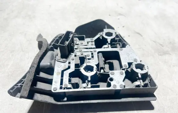 BMW 3 E46 Tail light bulb cover holder 230028R