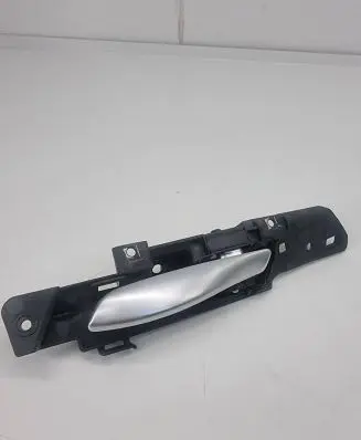 Rear door interior handle