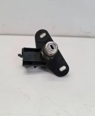 Opel Astra G Tailgate exterior lock 791400011 70209