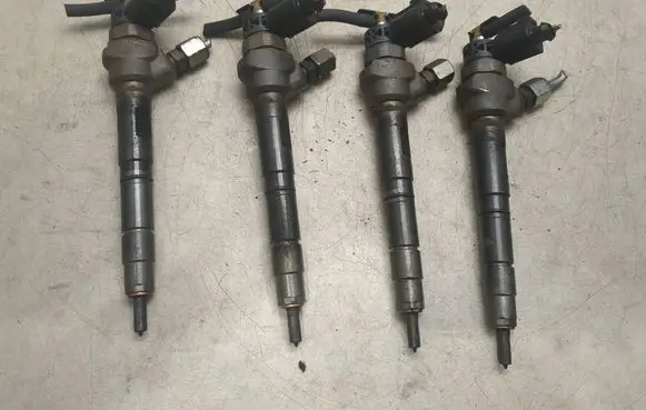 Volkswagen Crafter Fuel injectors set 0445110369