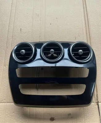 Mercedes-Benz C W205 Dash center air vent grill 2056805707