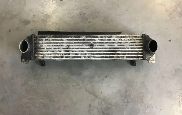 Land Rover Discovery 3 - LR3 Intercooler radiator ETP11706 PML500010