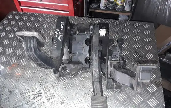 Fiat Ducato Pedal assembly 3802501017