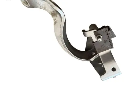 Audi A6 S6 C6 4F Tailgate/trunk/boot hinge 4F9827299D