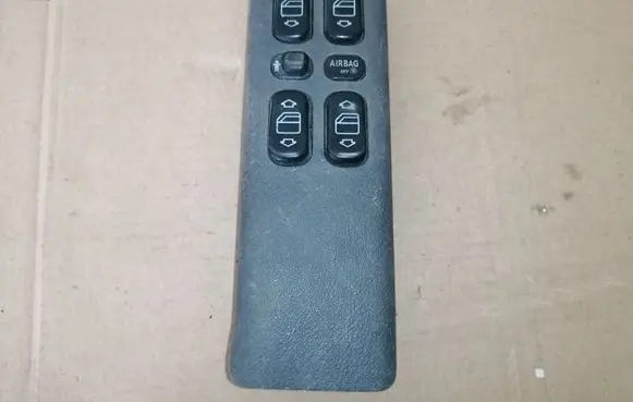 Mercedes-Benz A W168 Electric window control switch 1688202810