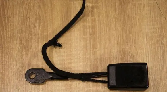 Maserati Ghibli Front seatbelt buckle